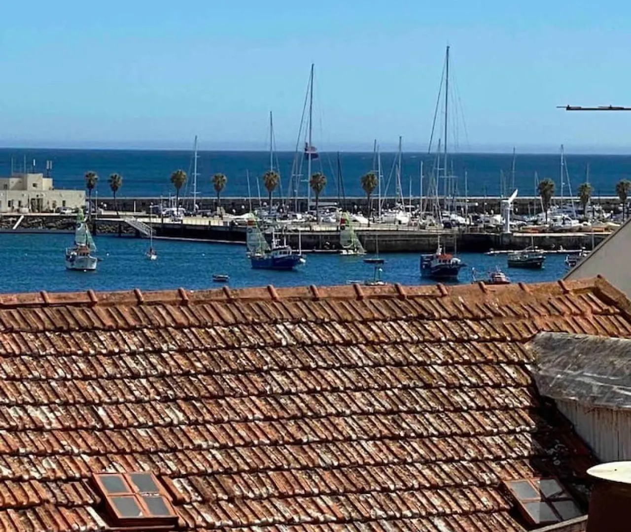 Sea View Loft 30 Secs To Beach In Historic Old Town Cascais