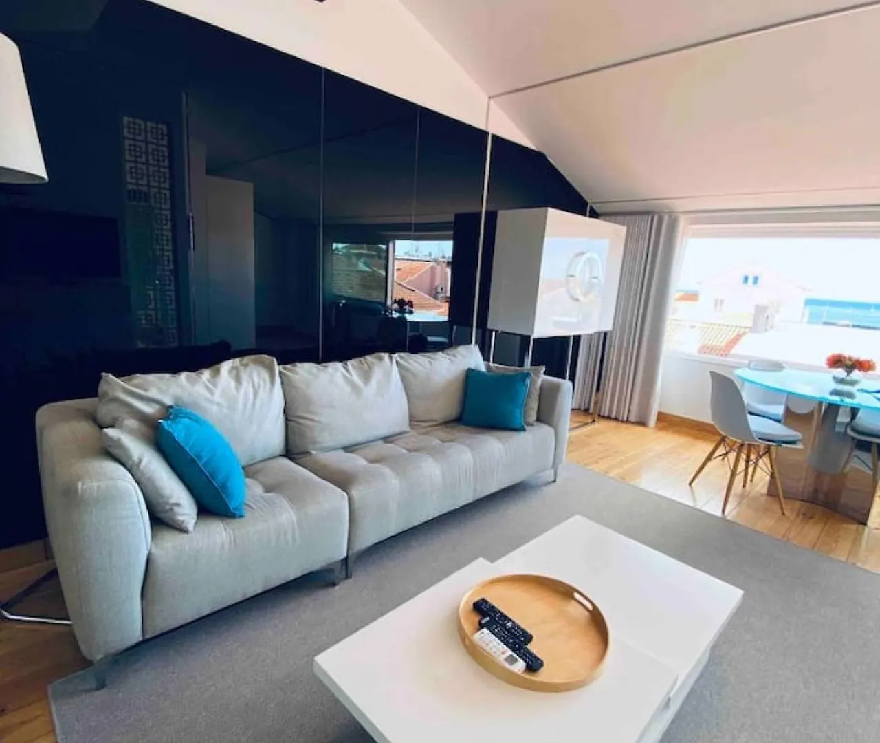 Apartment Sea View Loft 30 Secs To Beach In Historic Old Town Cascais